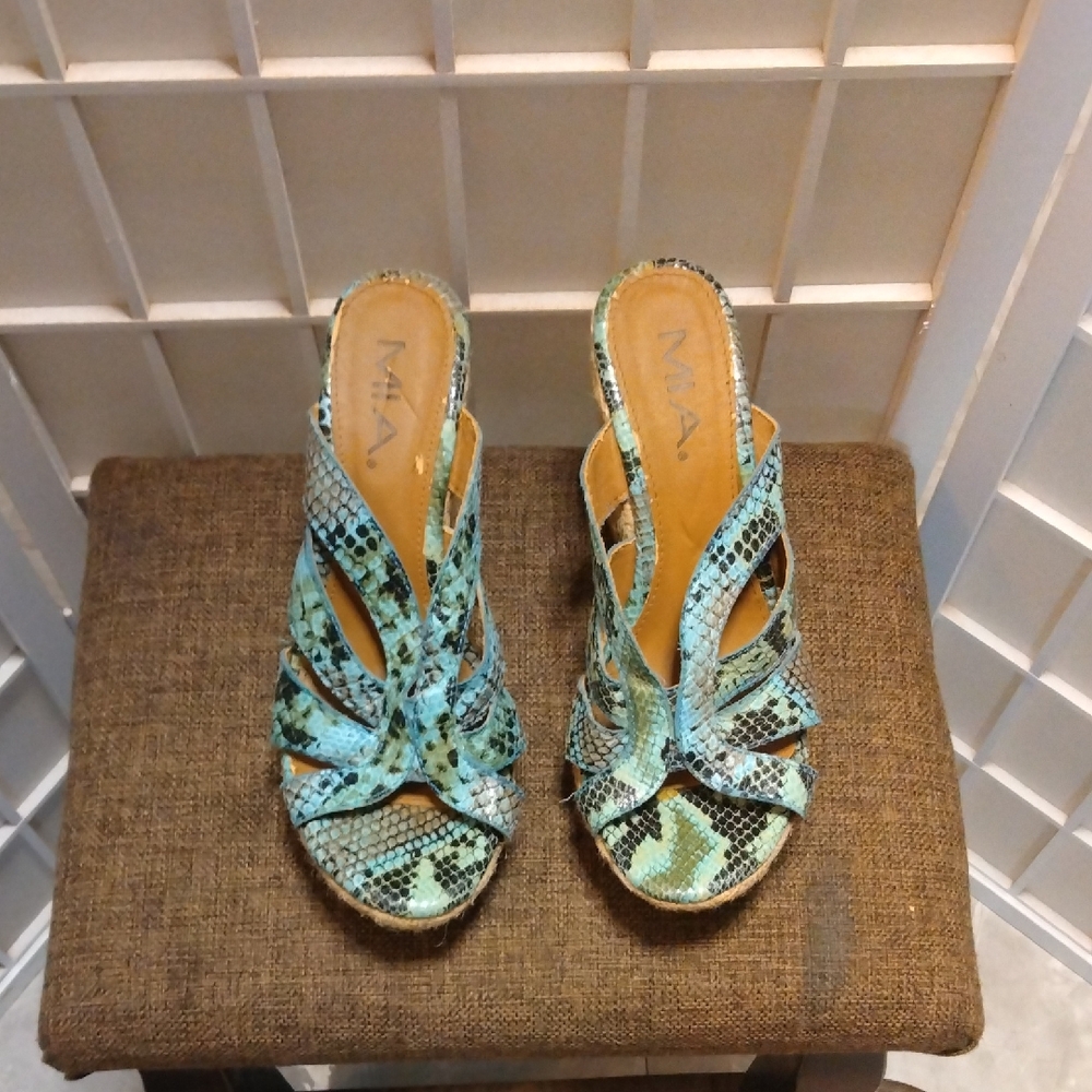 Women's MIA Blue Snakeskin Sandals